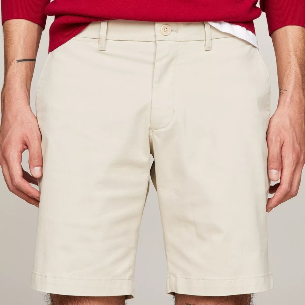 Tommy Hilfiger 9" Shorts Bleached Stone 33W
